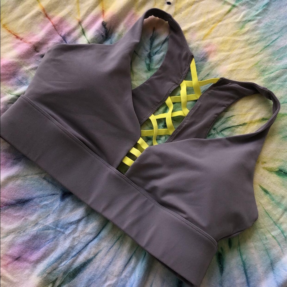 NWOT Fabletics sports bra